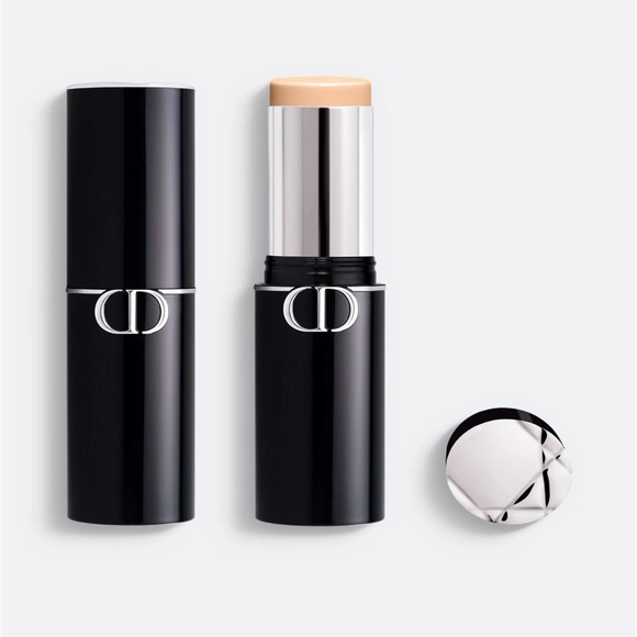 Dior Forever Skin Perfect
Multi-Use Foundation Stick 2.5N - Picture 1 of 4
